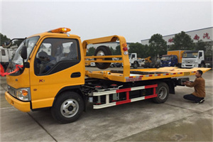 阳春哪里有拖车服务